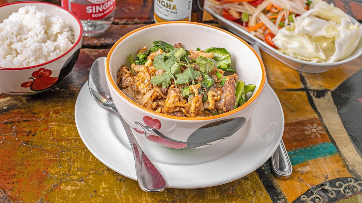 Pad See Ewe Beef